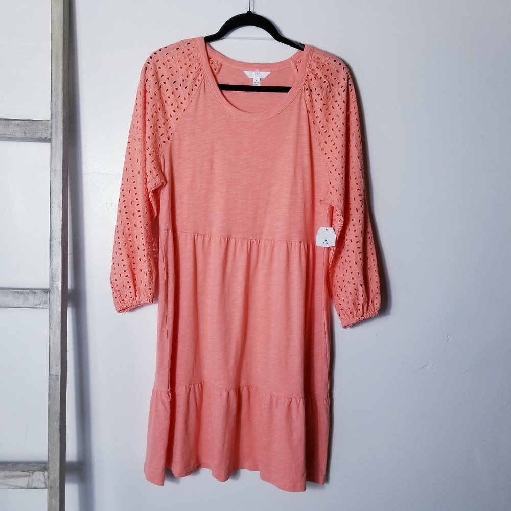 NWT TIME AND TRU CORAL TIERED DRESS SIZE MEDIUM
